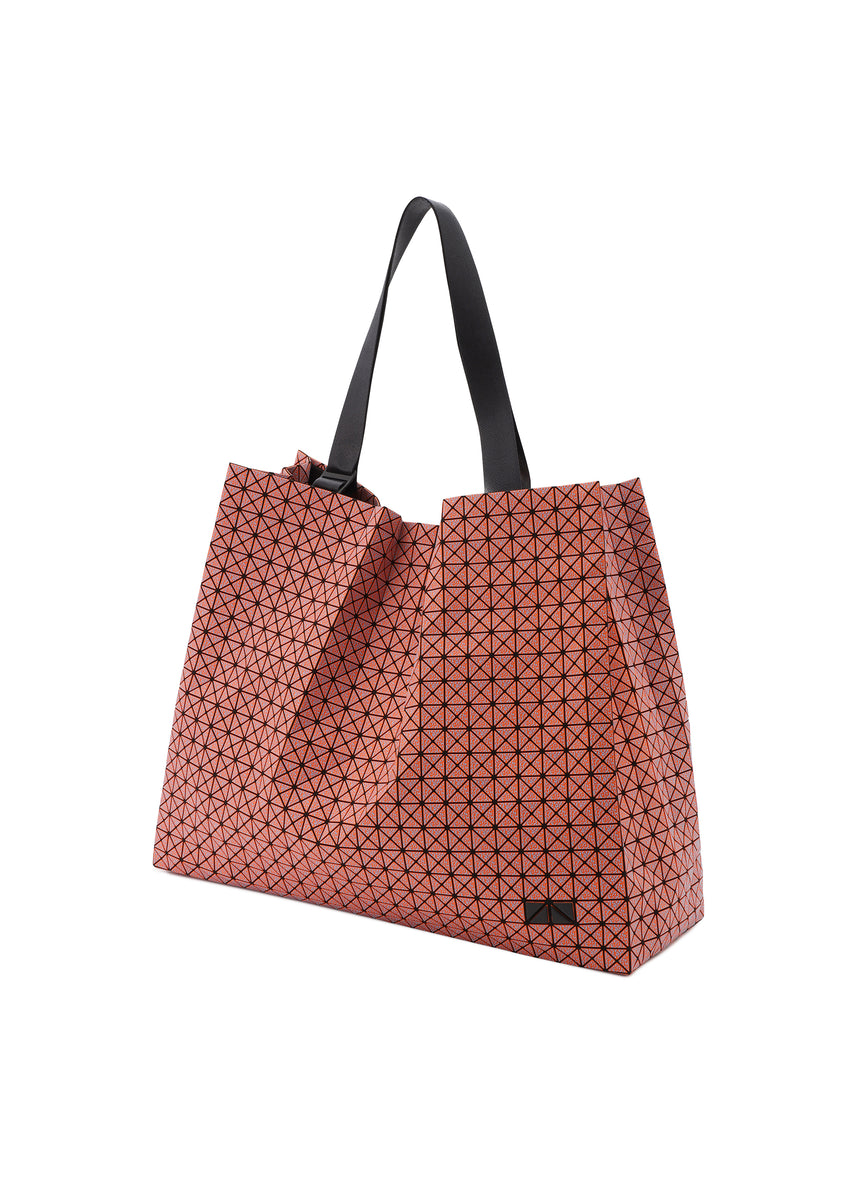 CART TOTE BAG | The official ISSEY MIYAKE ONLINE STORE | ISSEY ...