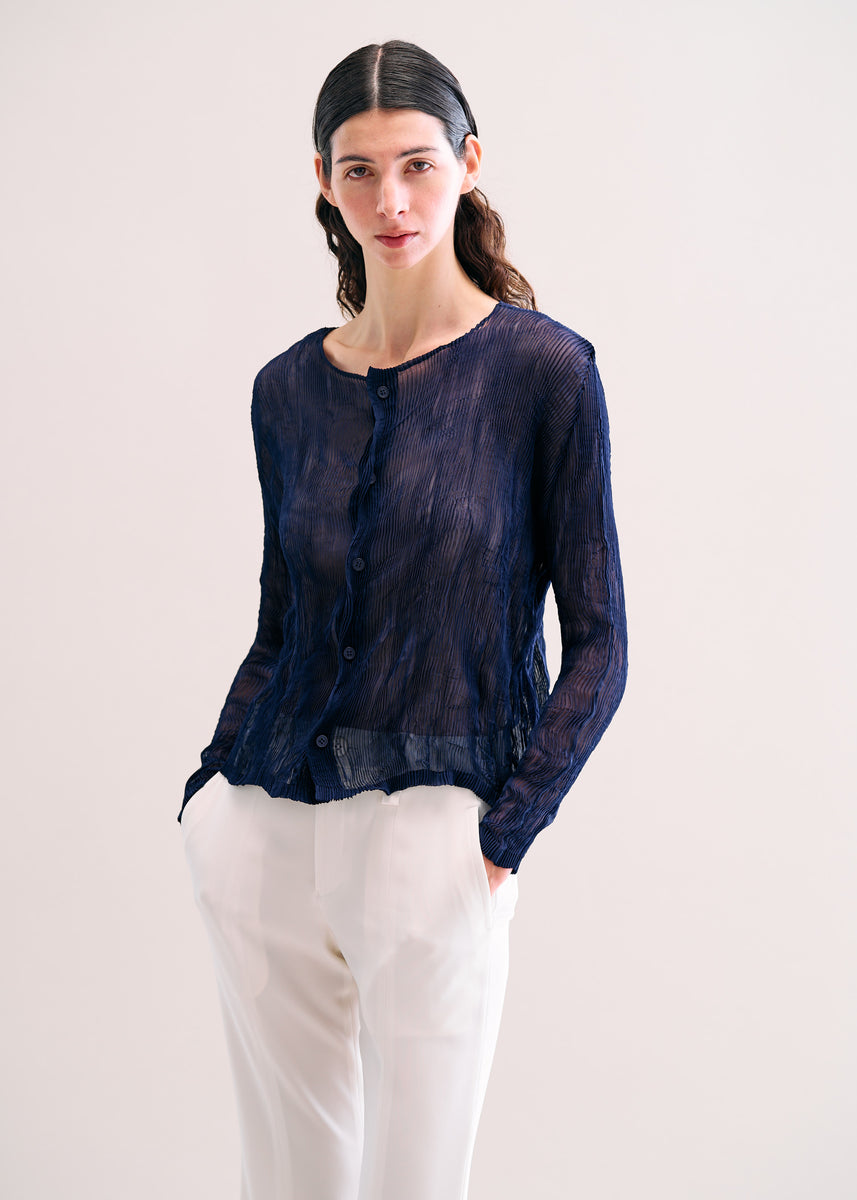 CHIFFON TWIST 1 TOP | The official ISSEY MIYAKE ONLINE STORE