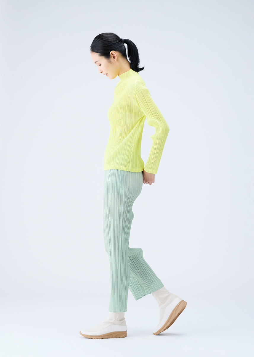 MONTHLY COLORS : NOVEMBER PANTS | The official ISSEY MIYAKE ONLINE