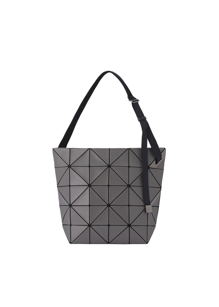 BLOCKY SHOULDER BAG | The official ISSEY MIYAKE ONLINE STORE | ISSEY ...