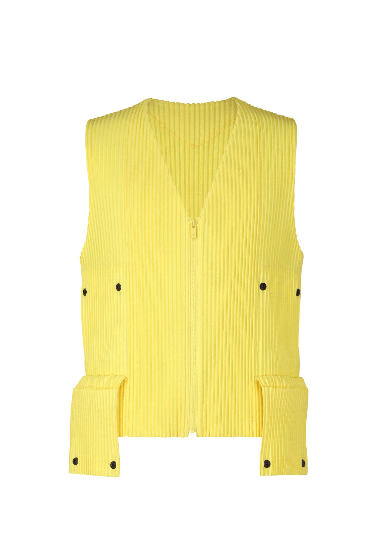 FLIP VEST | The official ISSEY MIYAKE ONLINE STORE | ISSEY MIYAKE USA