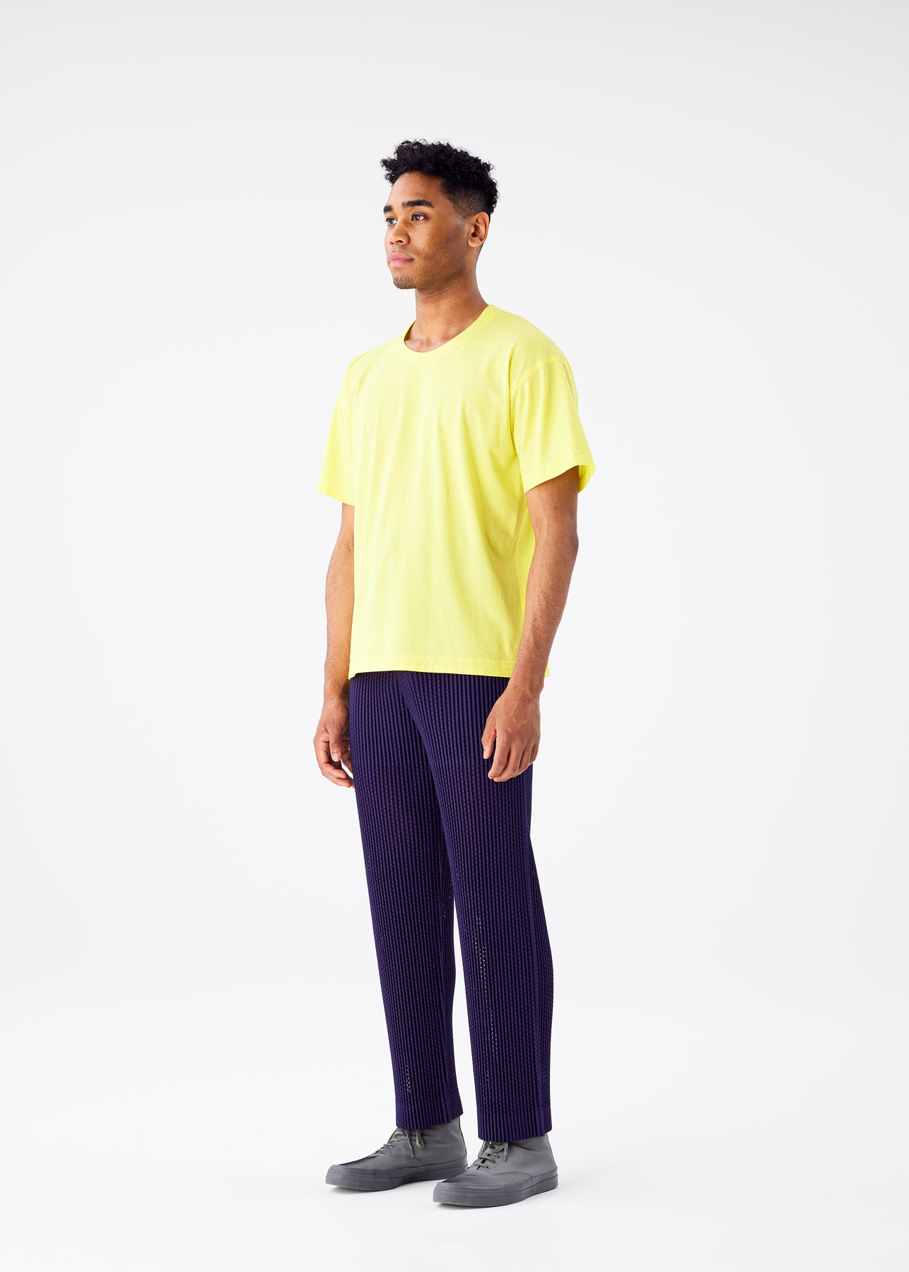 OUTER MESH PANTS | The official ISSEY MIYAKE ONLINE STORE | ISSEY