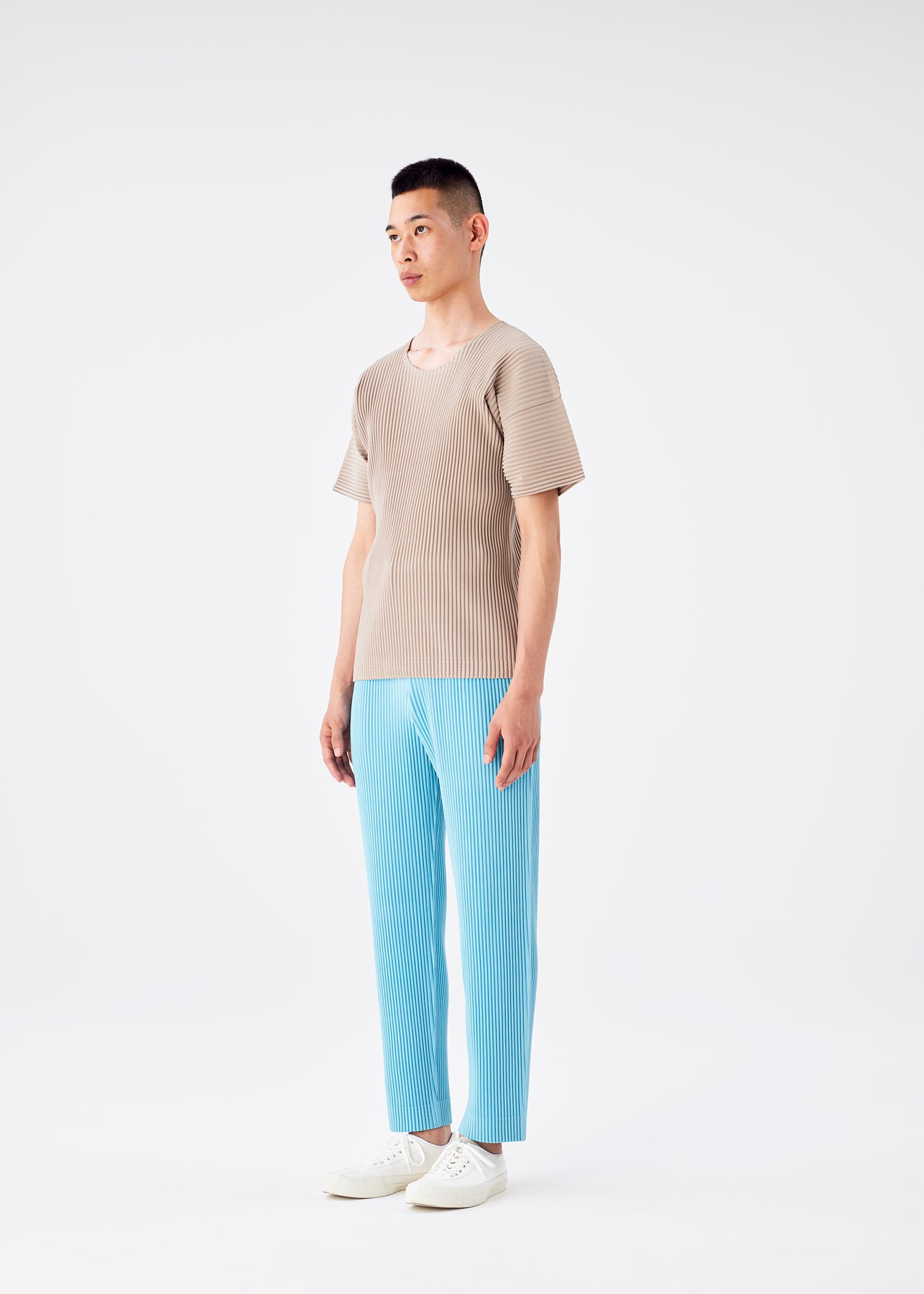 COLOR PLEATS T-SHIRT, The official ISSEY MIYAKE ONLINE STORE