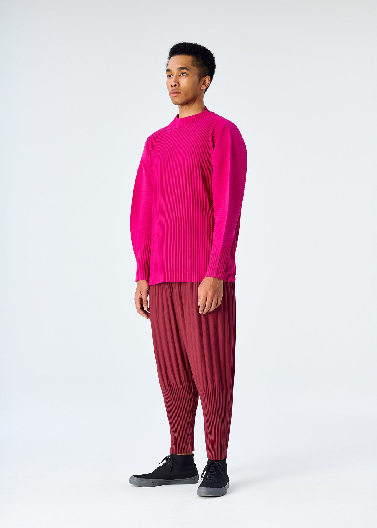 COLOR PLEATS PANTS | The official ISSEY MIYAKE ONLINE STORE | ISSEY MIYAKE  USA | Faltenröcke