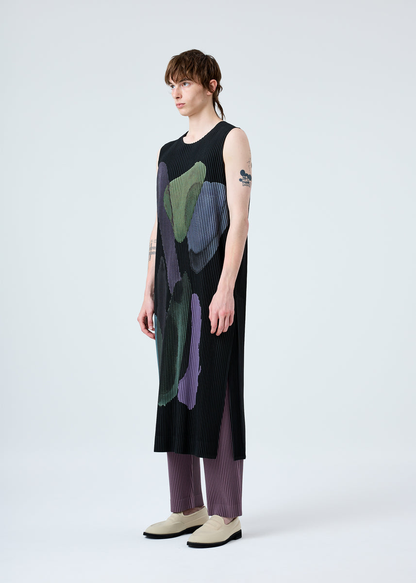 PICTURESQUE T-SHIRT | The official ISSEY MIYAKE ONLINE STORE | ISSEY ...