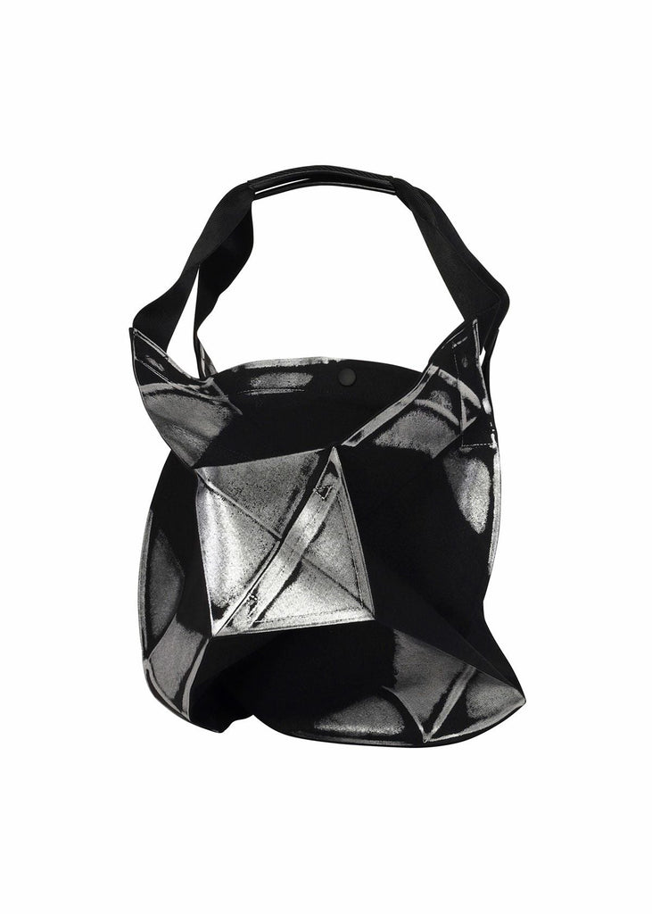 132 5. STANDARD BAG 12 | The official ISSEY MIYAKE ONLINE