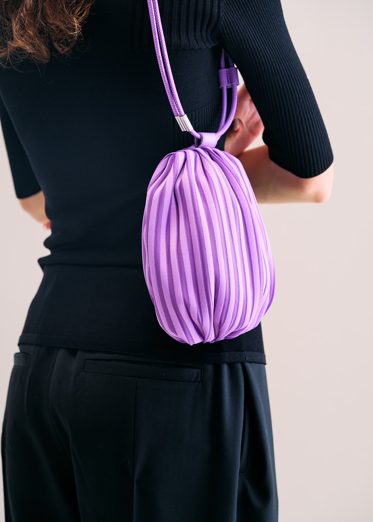 LINEAR KNIT BAG-38 | The official ISSEY MIYAKE ONLINE STORE