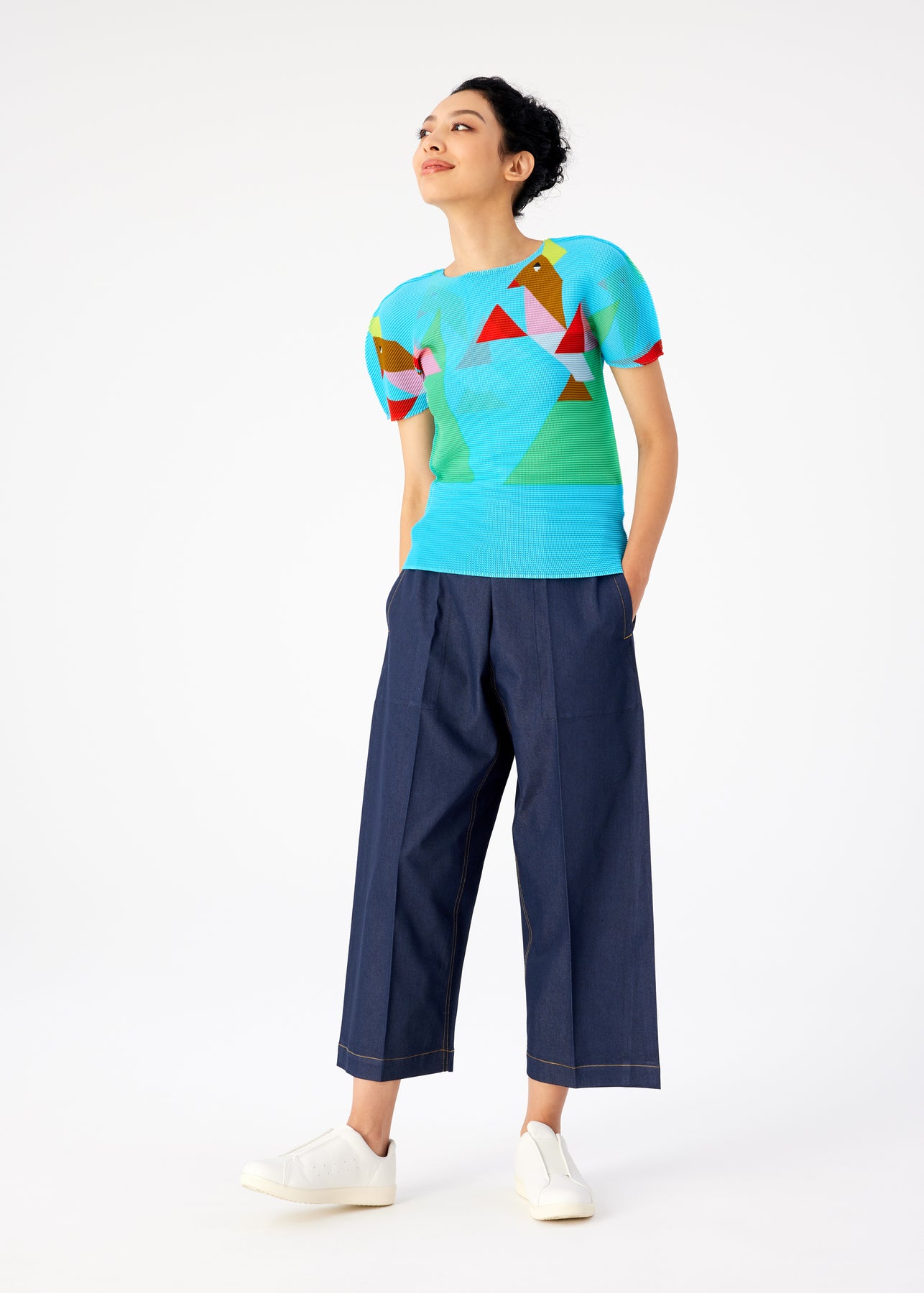 ORIGAMI BIRD TOP | The official ISSEY MIYAKE ONLINE STORE | ISSEY