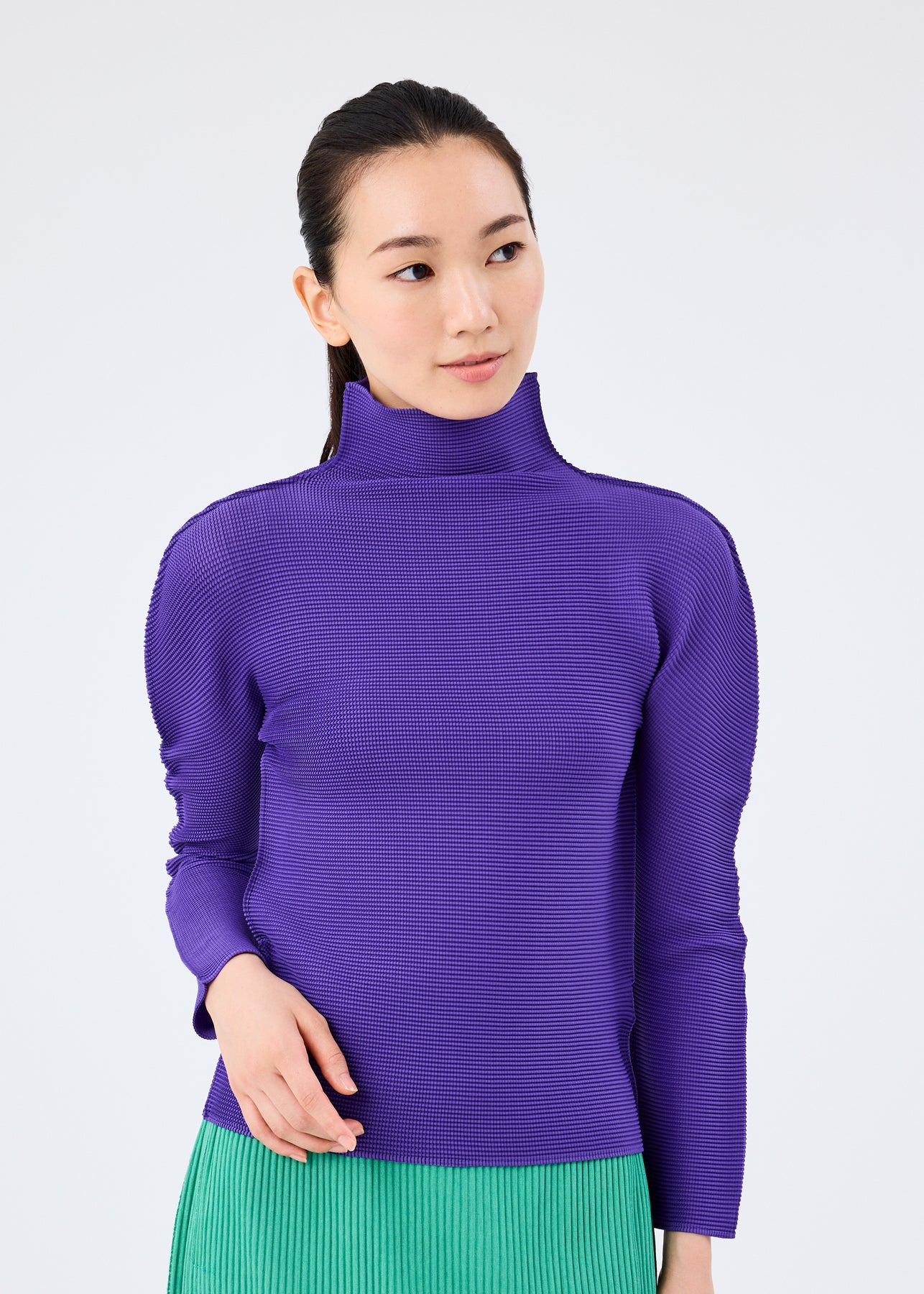 STRETCH PLEATS 1 TOP | The official ISSEY MIYAKE ONLINE STORE