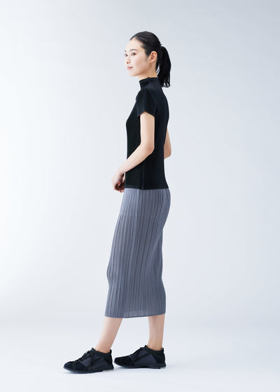 MIST BASICS TOP | The official ISSEY MIYAKE ONLINE STORE | ISSEY 
