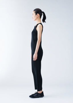 Pants | The official ISSEY MIYAKE ONLINE STORE