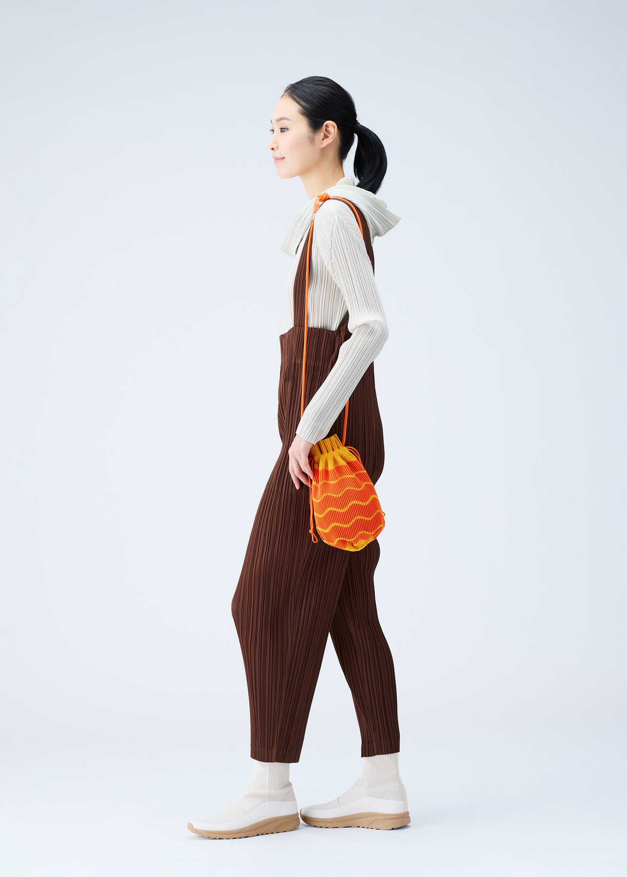 TROPICAL PLEATS BAG | The official ISSEY MIYAKE ONLINE STORE