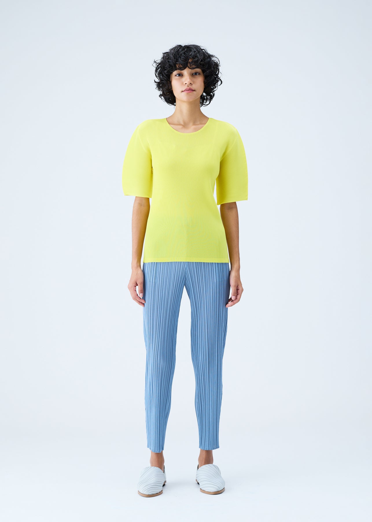 MIST AUGUST TOP | The official ISSEY MIYAKE ONLINE STORE | ISSEY