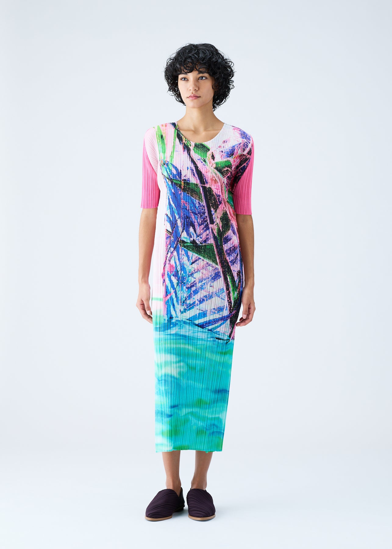 TROPICAL WINTER DRESS | The official ISSEY MIYAKE ONLINE STORE