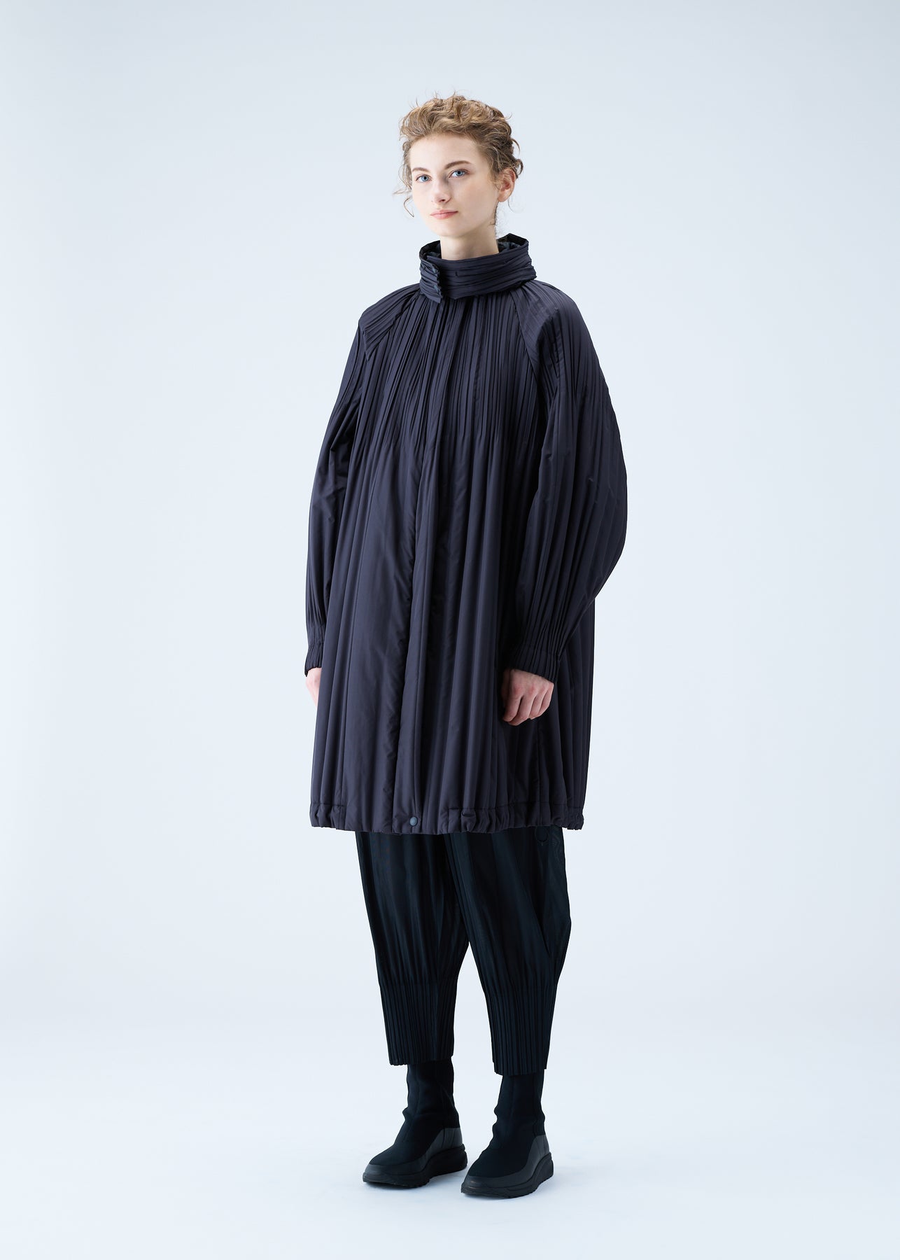 PADDED PLEATS COAT | The official ISSEY MIYAKE ONLINE STORE