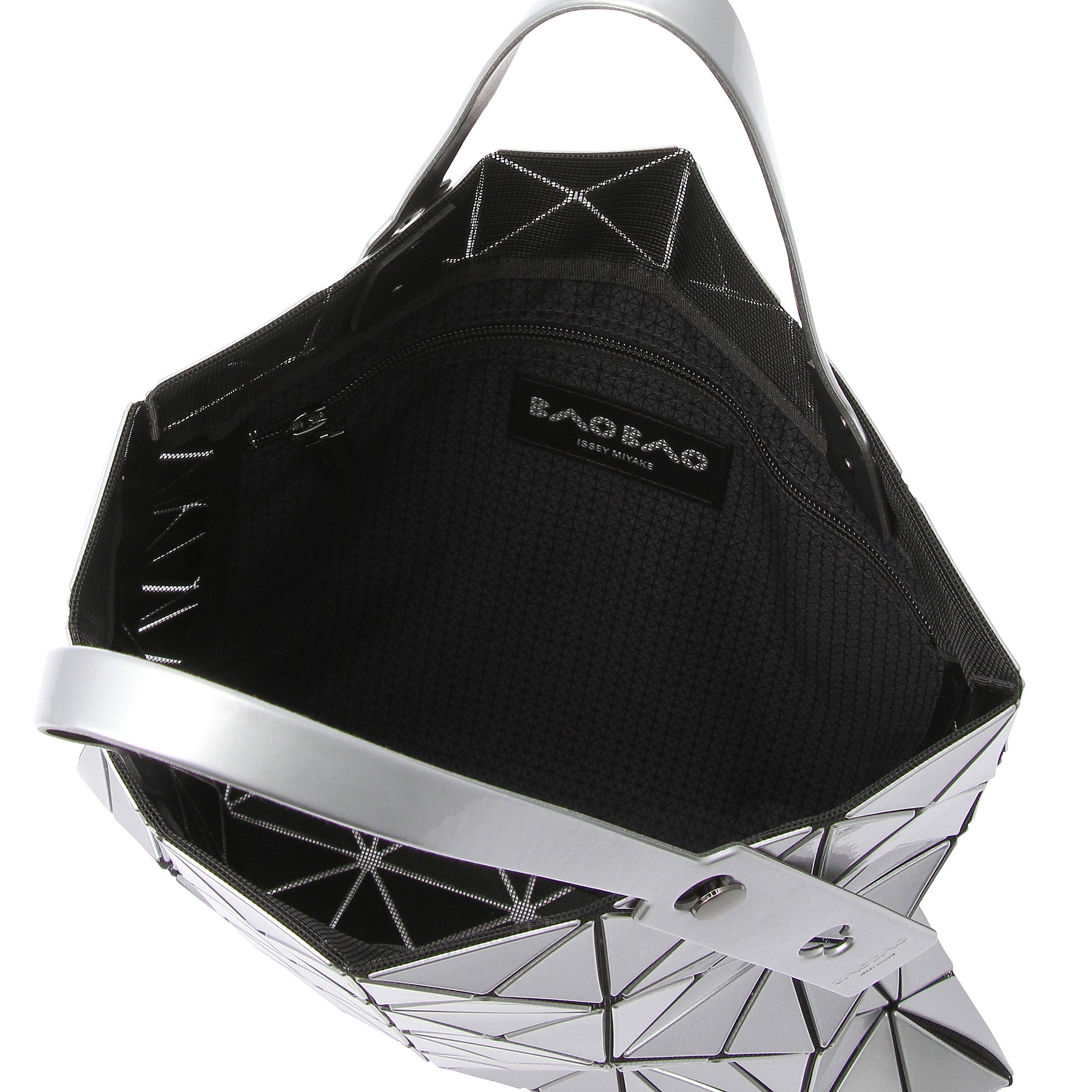 LUCENT TOTE BAG, The official ISSEY MIYAKE ONLINE STORE
