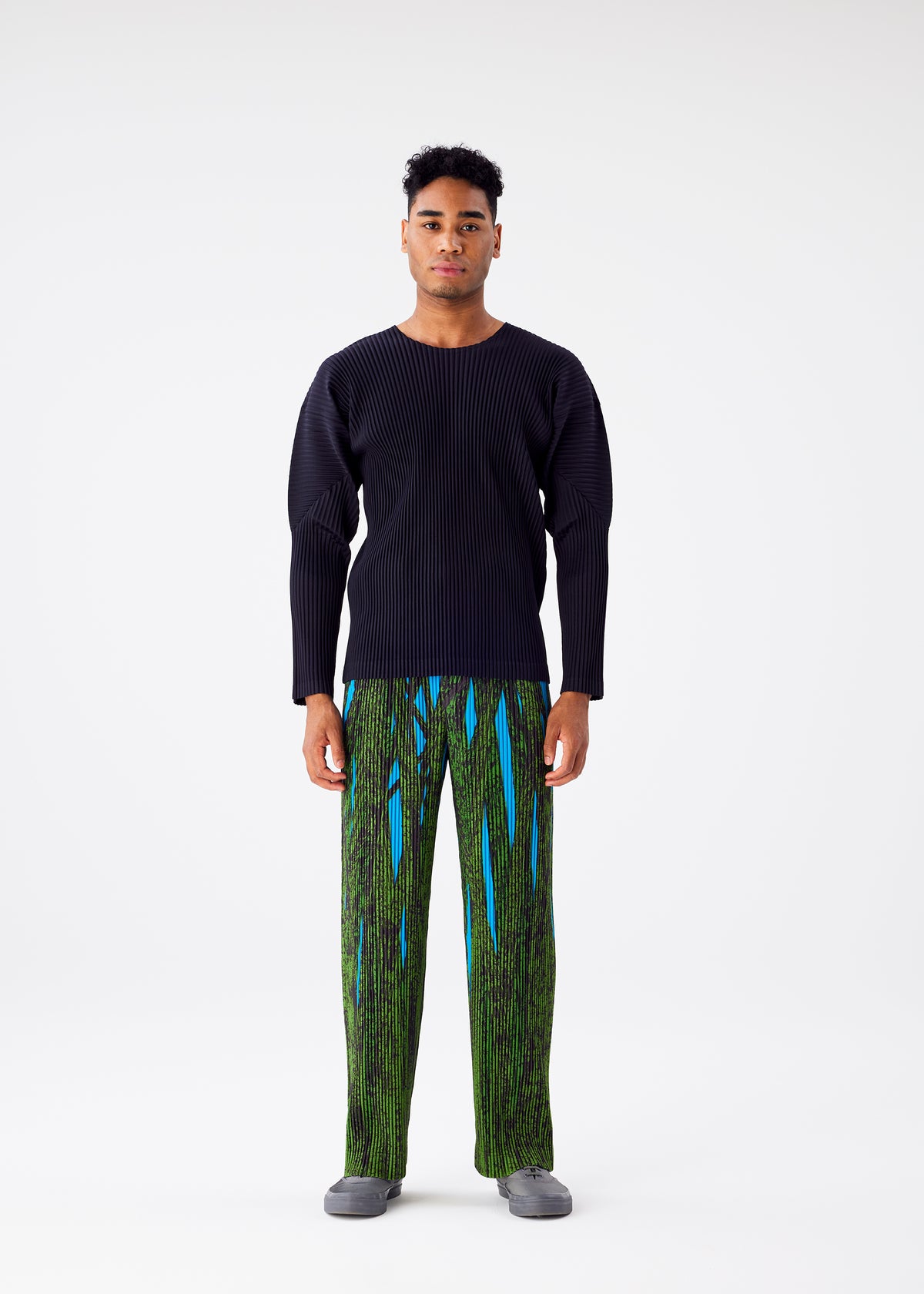 GRASS FIELD PANTS | The official ISSEY MIYAKE ONLINE STORE | ISSEY