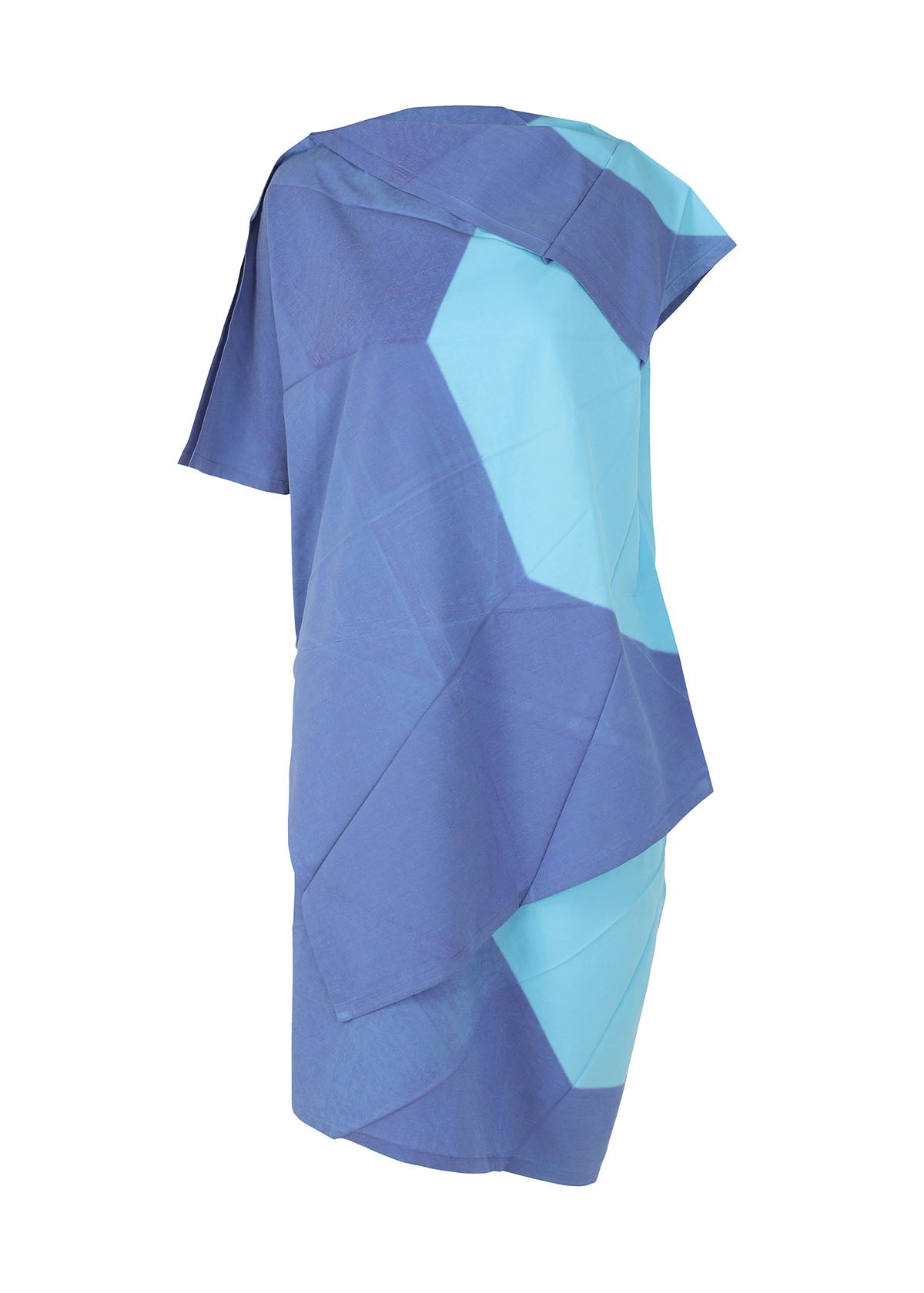 PAPER PLANE DYE DRESS | The official ISSEY MIYAKE ONLINE STORE